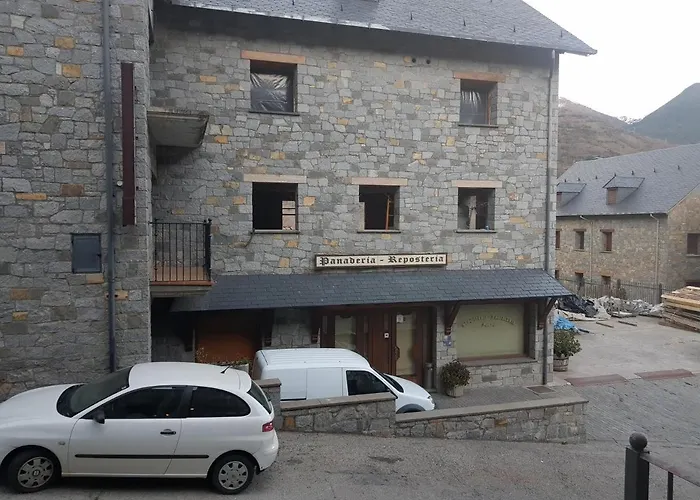 Nilsson, Casa Botigue, Centro De Daire *