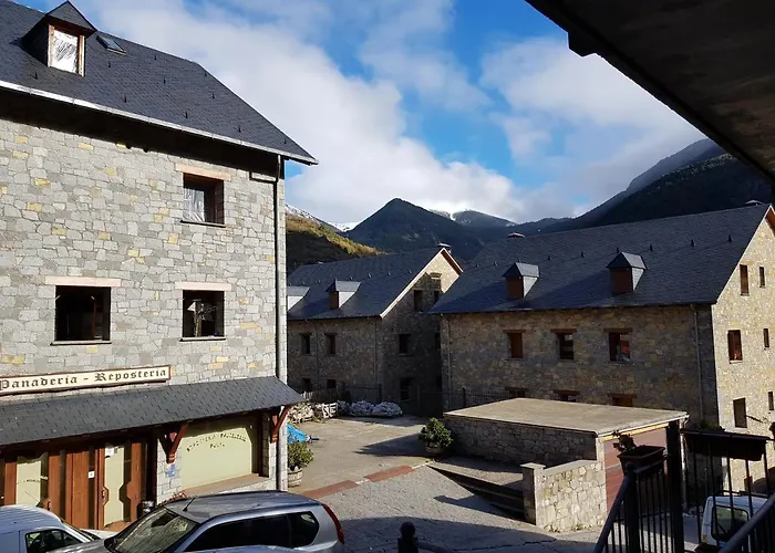 Nilsson, Casa Botigue, Centro De